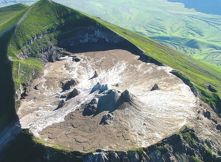 3-Day Adventure to Ol Doinyo Lengai and Lake Natron
